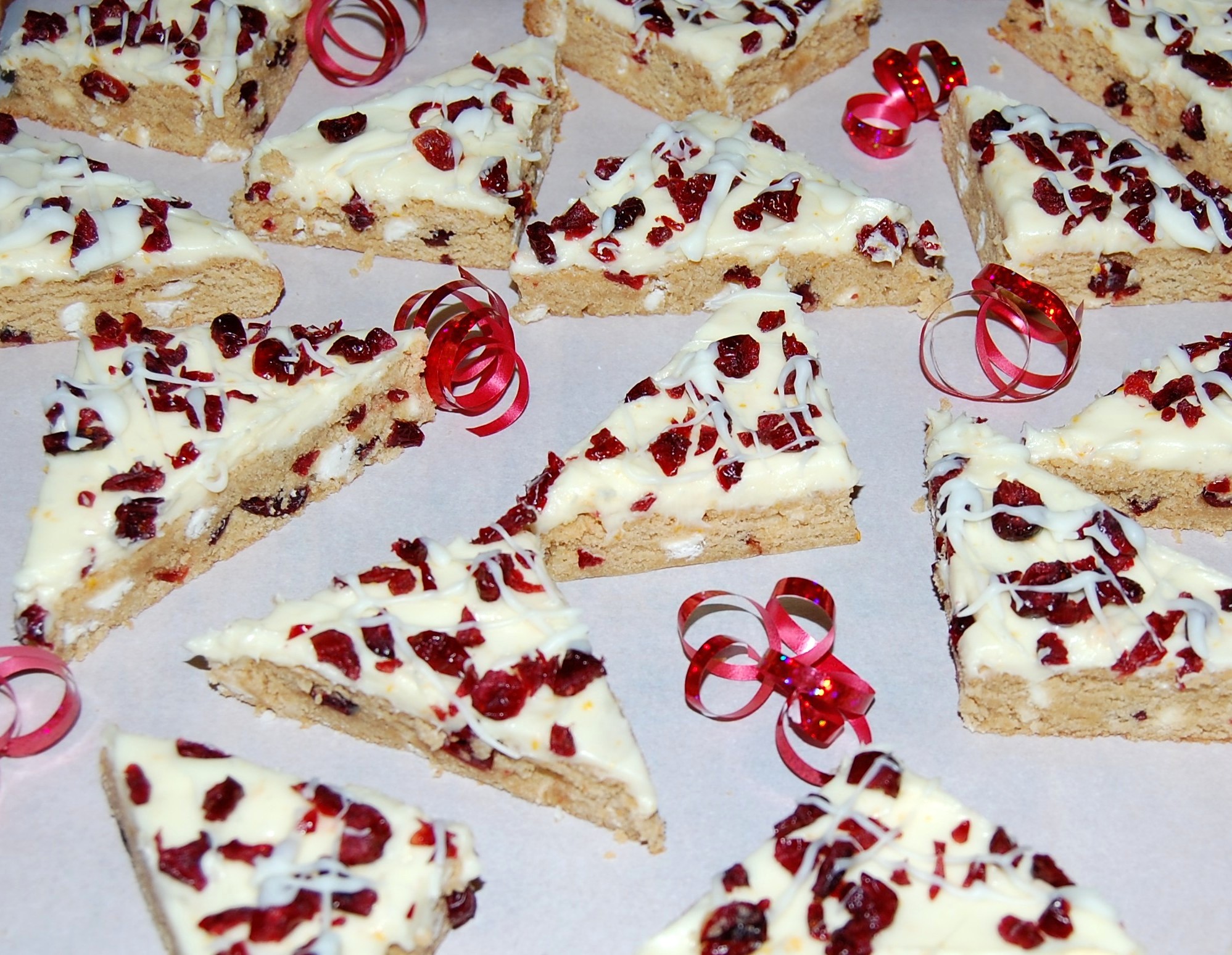 White Chocolate Cranberry Blondies | Cooking Mamas