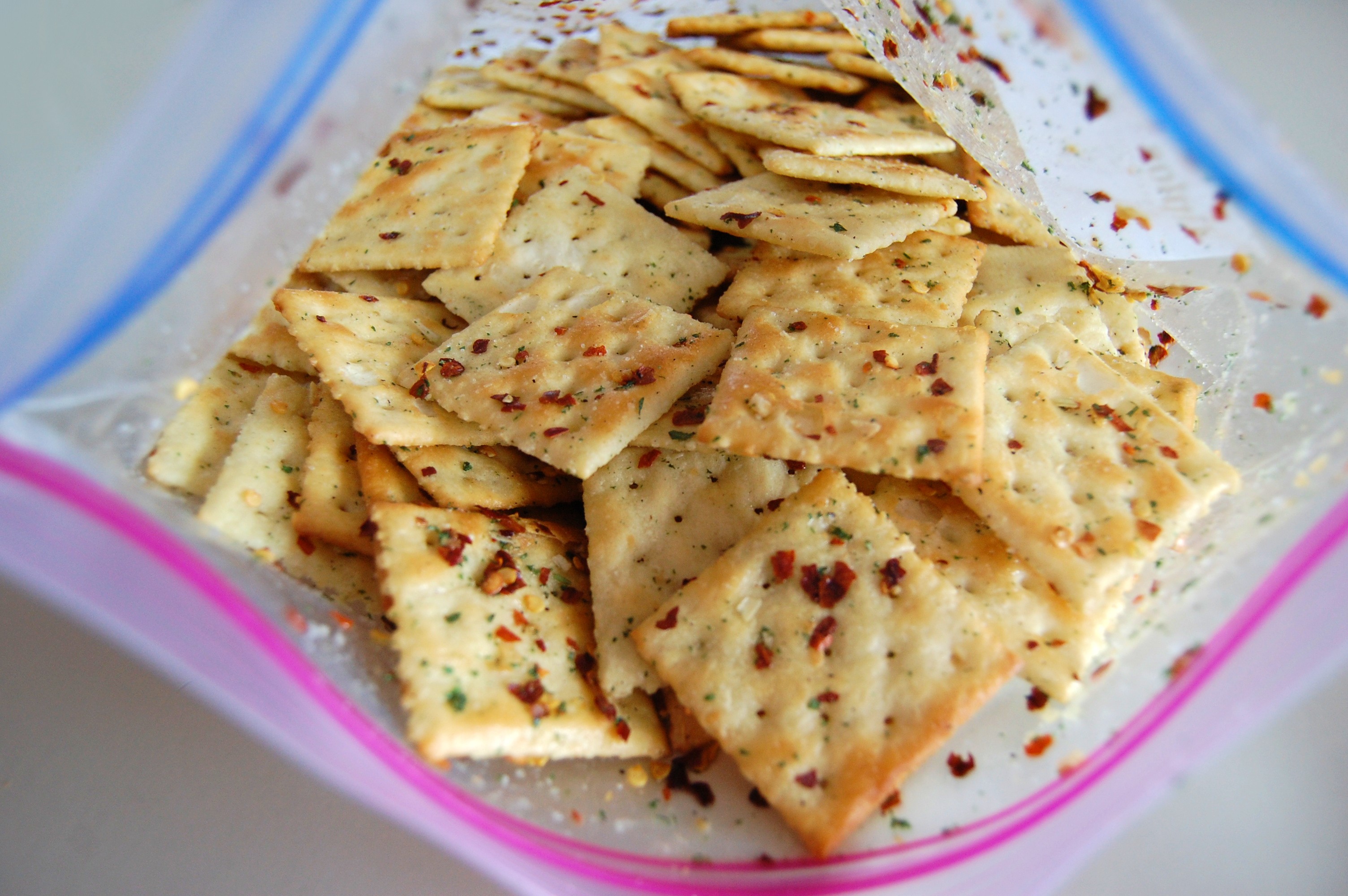 Spicy Crackers Recipe - Saltines