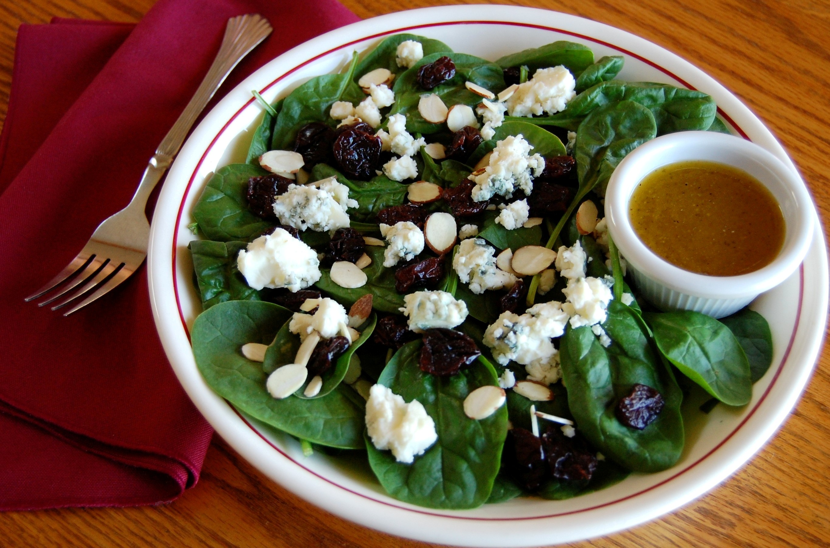 almond balsamic salad dressing