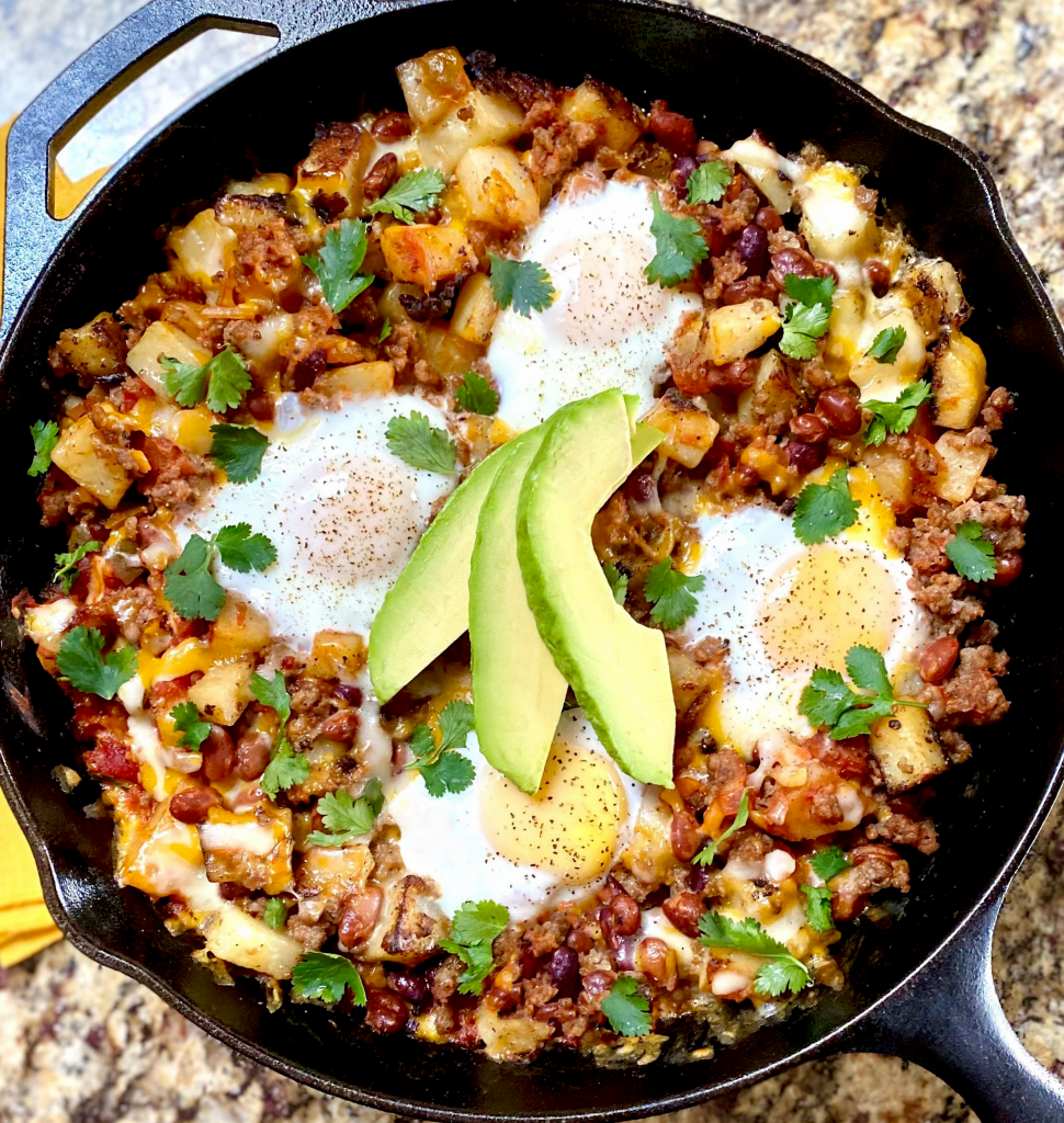 https://www.cookingmamas.com/wp-content/uploads/2021/01/Hearty-Breakfast-Skillet-3-970x1024.png